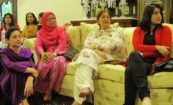 resized-522589_10151550792311756_1625916748_n