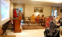 resized-576267_10151306309917835_1033802419_n