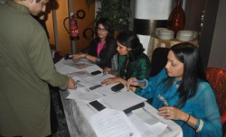 resized-255361_10151222016717835_608028026_n