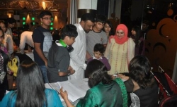 resized-405193_10151222015567835_837588479_n